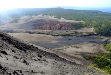 Vulkan-Wandern in Vanuatu: Allein auf einem der aktivsten Vulkane der Welt