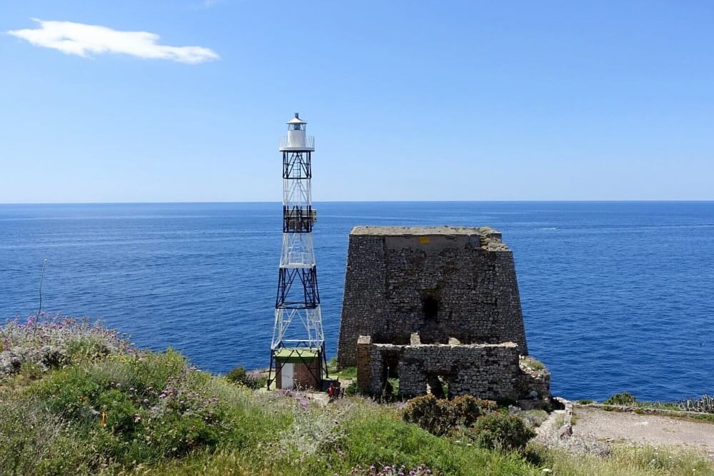 Punta Campanella Turm