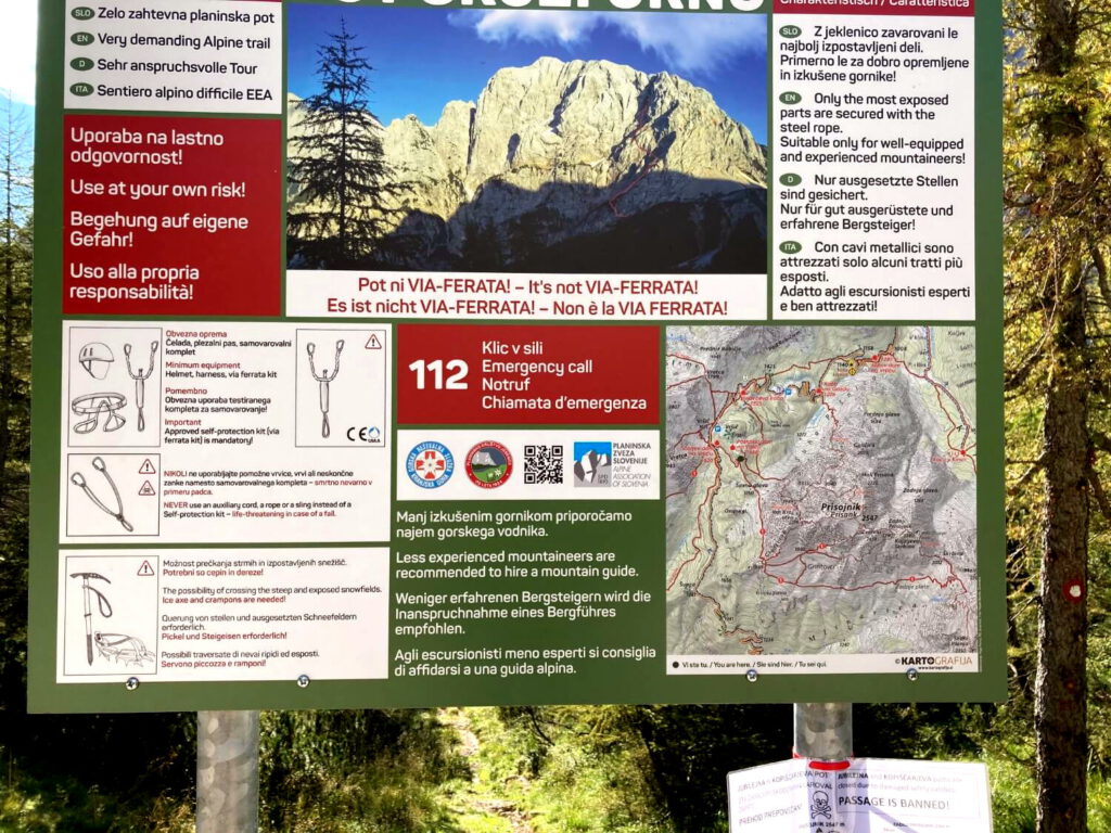 Hinweisschild für Wanderer im Triglav-Nationalpark.