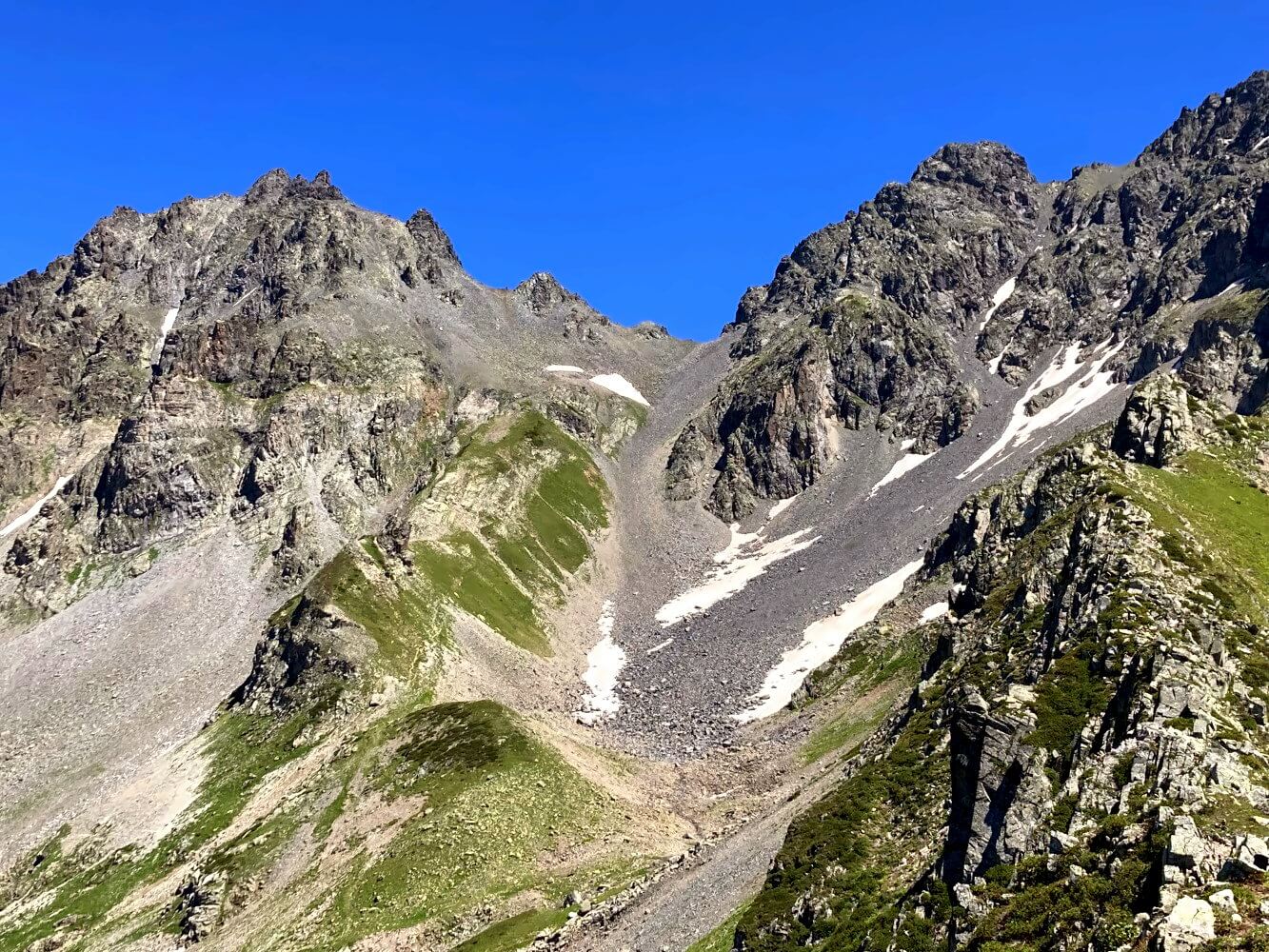 Blick zum Hizarkapi Gecit Pass im Kaçkar-Gebirge. 