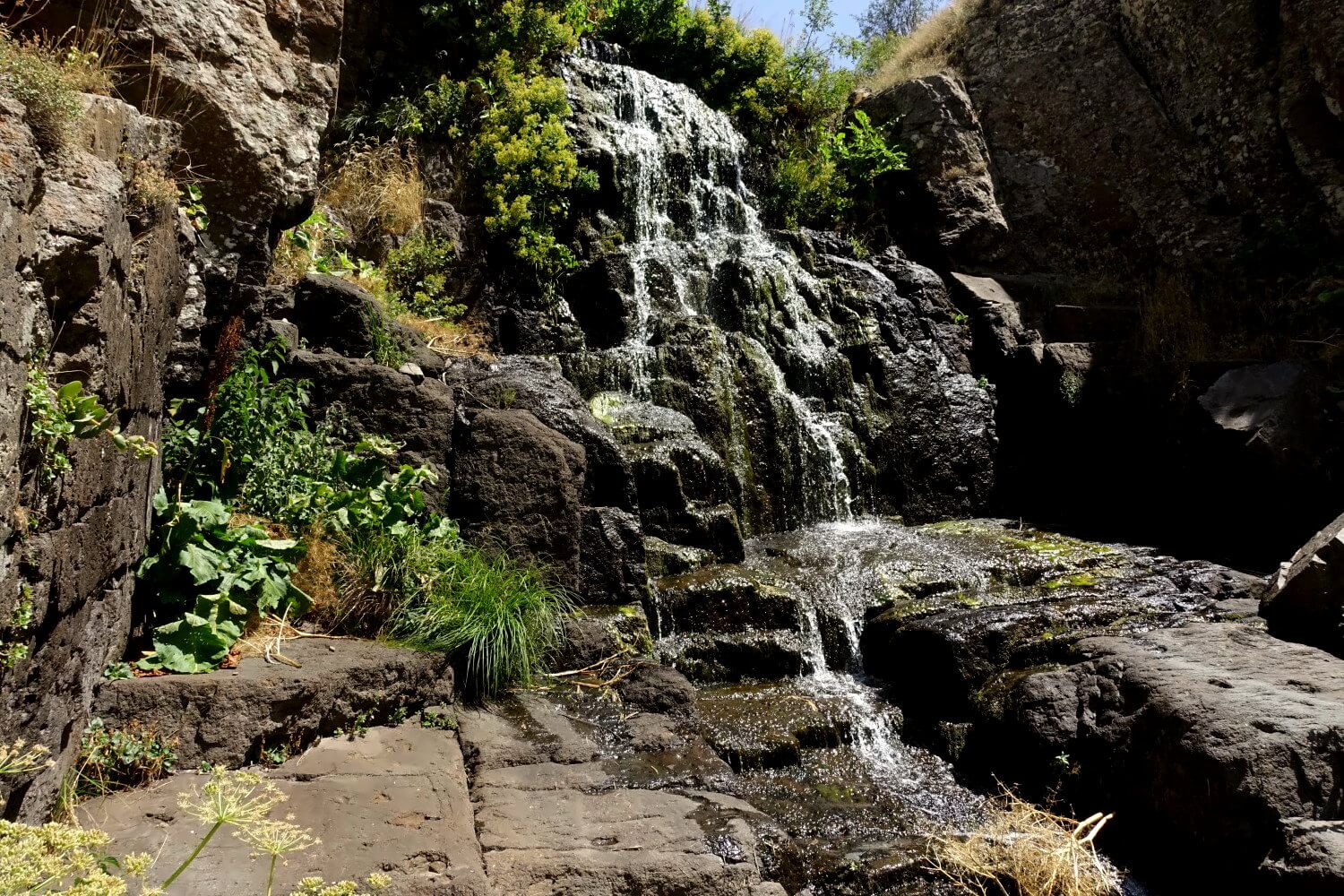 Wasserfall Armenien Wanderung.