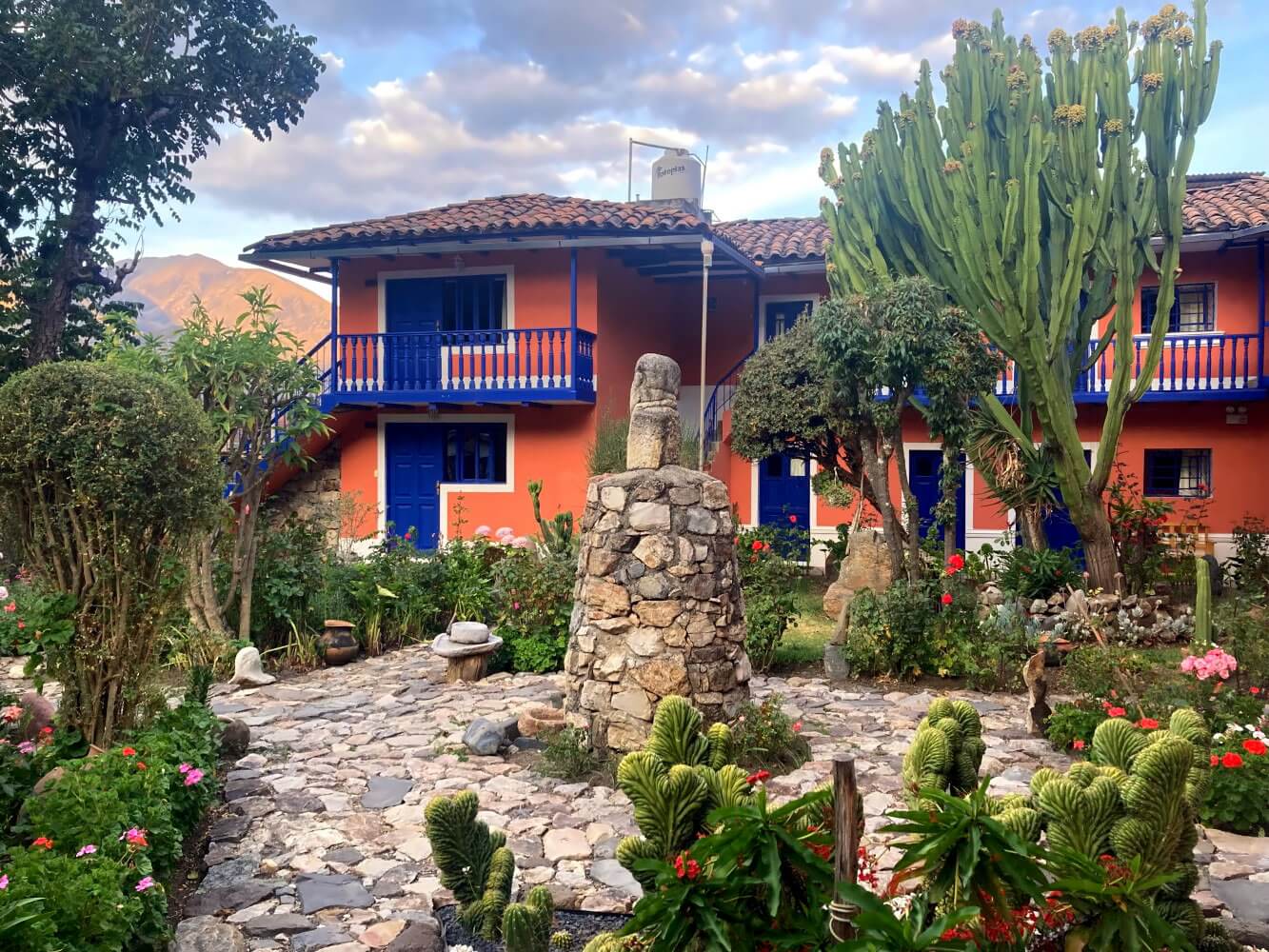 Hotel Nogales mit Garten in Chiquian.