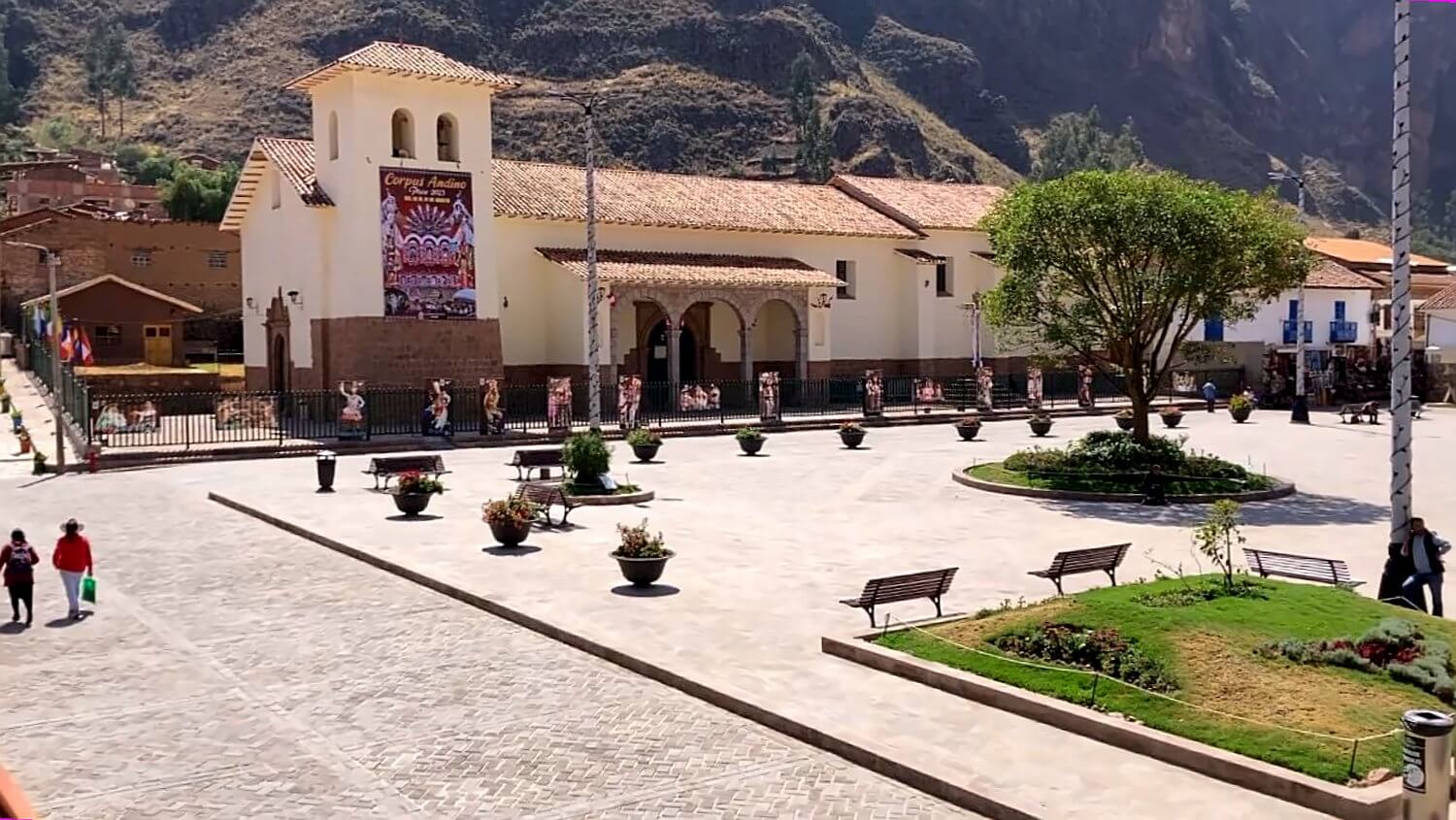Plaza de Armas in Pisac.