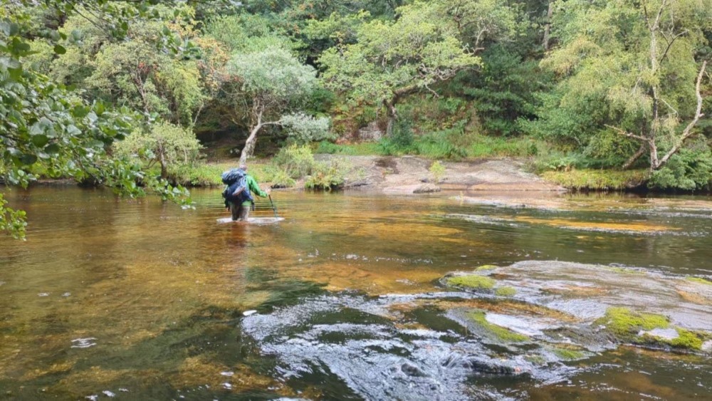 Flussüberquerung des River Dart.