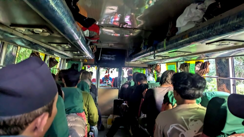 Busfahrt zum Manaslu Circuit.