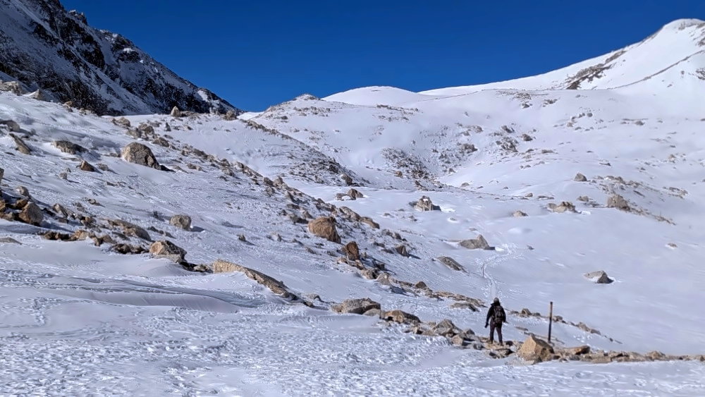 Blick zum Larke Pass.