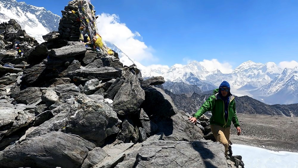 Der Autor des Artikels auf der Passhöhe von Kongma La Pass in Nepal.